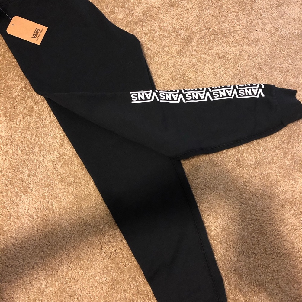 Vans joggers nwt size xs fits like a small black